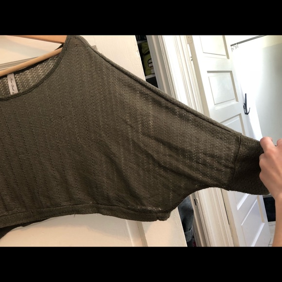 Crop top - Picture 5 of 6